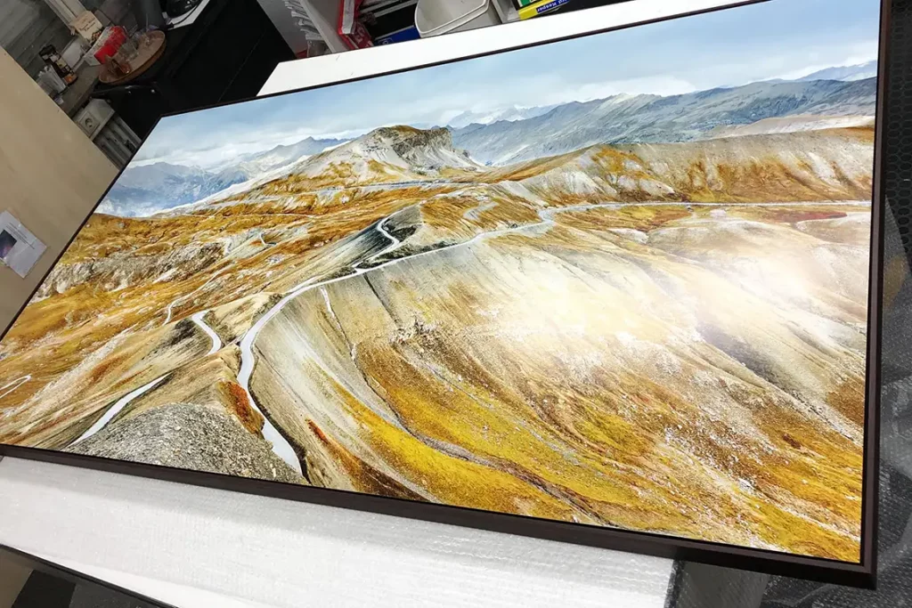 Schattenfugenrahmen braun, Col de la Bonette