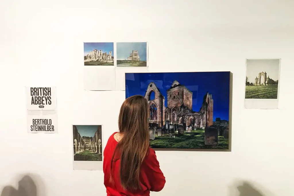Print der Sweetheart Abbey, 40 Jahre laif Ausstellung